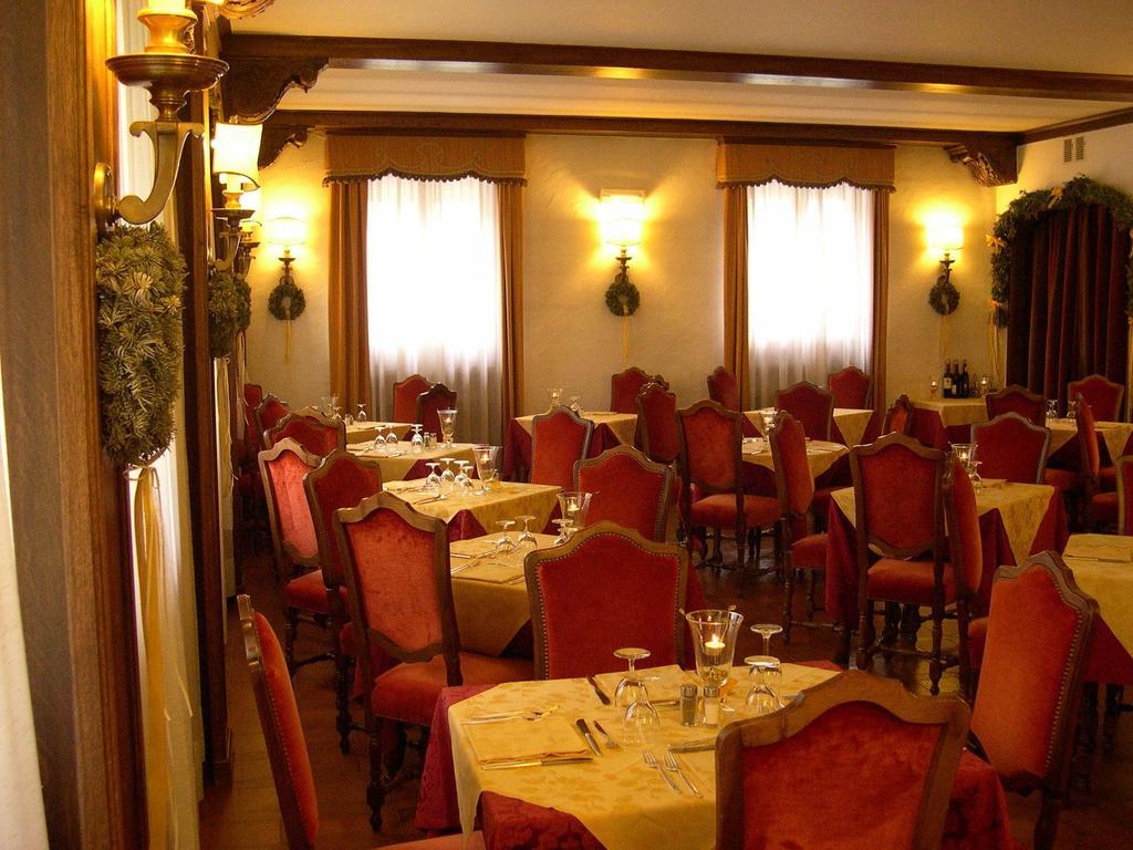 Hotel Capannina コルティーナ・ダンペッツォ エクステリア 写真