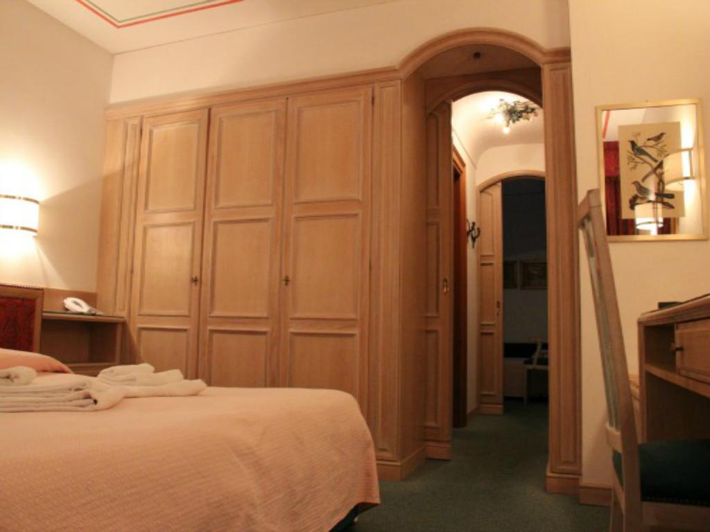 Hotel Capannina コルティーナ・ダンペッツォ 部屋 写真