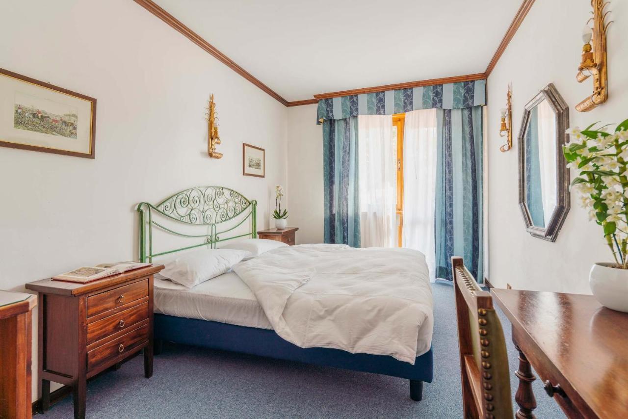 Hotel Capannina コルティーナ・ダンペッツォ エクステリア 写真
