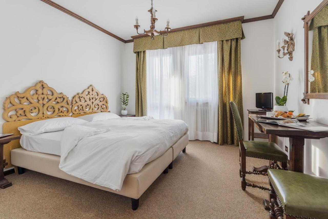 Hotel Capannina コルティーナ・ダンペッツォ エクステリア 写真