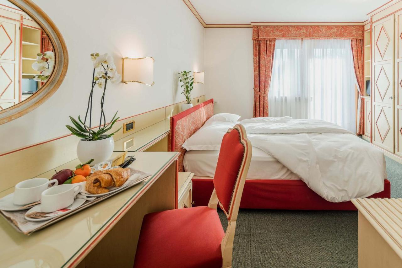 Hotel Capannina コルティーナ・ダンペッツォ エクステリア 写真
