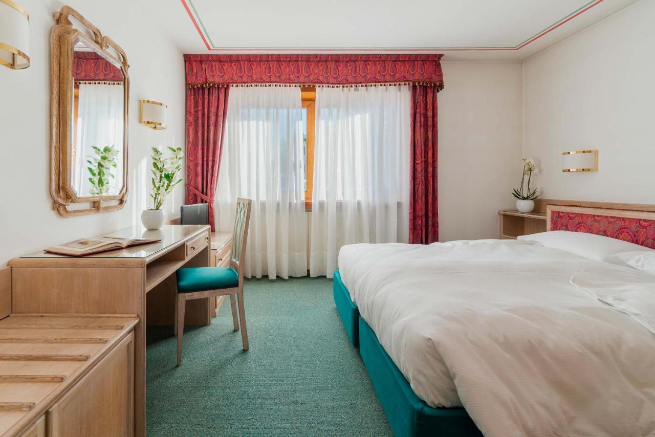 Hotel Capannina コルティーナ・ダンペッツォ エクステリア 写真